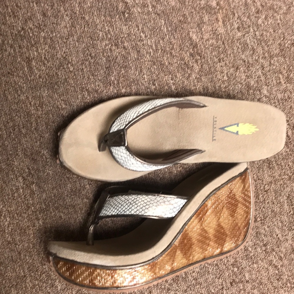 Volatile wedges
